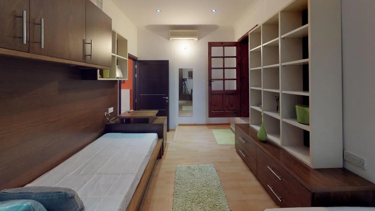 Central 2 bedroom apartment in La Valletta